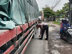 Salip Tronton dari Kiri, Pemotor Asal Kabuh Jombang Berujung Tragis