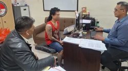 Tersangka asal Pojokrejo Sumobito saat diperiksa di Polres Jombang