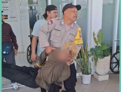 Kakek 70 Tahun Dibacok Anjal, Warga Kalangsemanding Jombang Balas Mengamuk